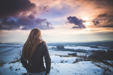 Ciel nuages pensées femme