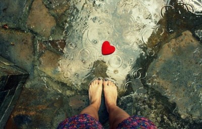 Coeur pluie pied